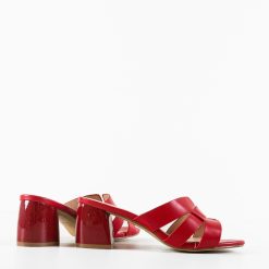 Saboti dama Peggie Rosii 6