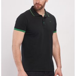 Tricou polo cu terminatii contrastante-BARBATI-IMBRACAMINTE/Tricouri si maiouri