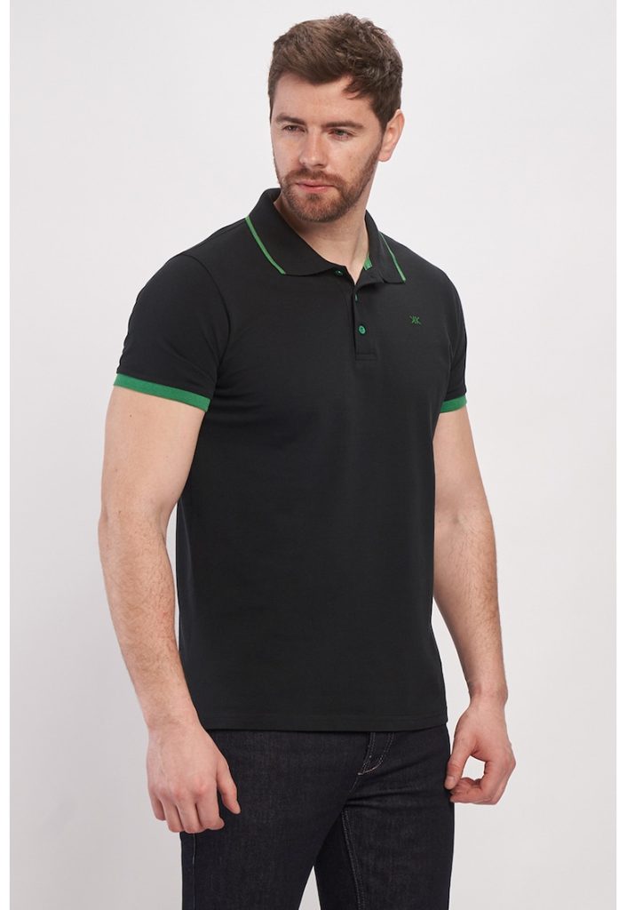 Tricou polo cu terminatii contrastante-BARBATI-IMBRACAMINTE/Tricouri si maiouri