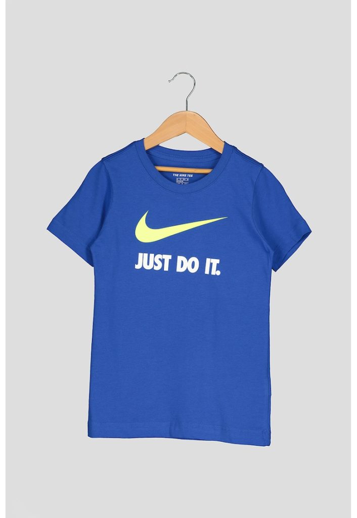 Tricou cu decolteu la baza gatului si imprimeu Swoosh-BAIETI-IMBRACAMINTE/Tricouri si maiouri