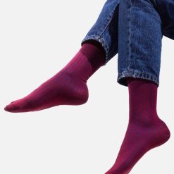 Sosete bumbac organic bordo cu dungi albastre Kabak Carmine-FEMEI