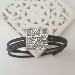 Bratara barbati - personalizata cu QR code - Argint 925 si Piele impletita-Personalizate >> Tip Bijuterie >> Bijuterii cu QR code