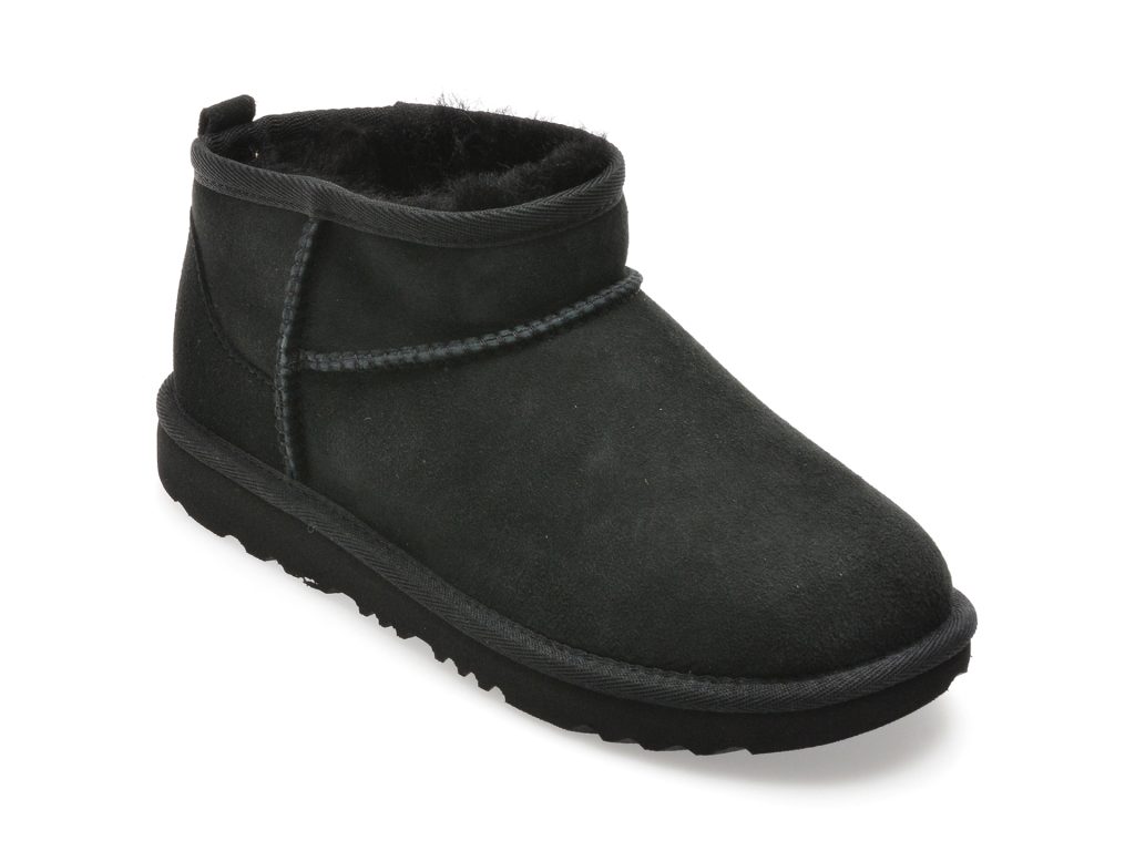 Ghete UGG negre