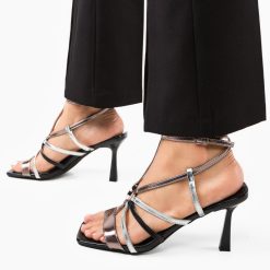 Sandale cu toc Eilonwy Negre 2