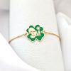 Brățara Trifoi cu Zambete – Initiala personalizata - Pandantiv si lant glisant din Argint 925 placat cu Aur Galben 18K - Email verde & Cristal Swarovski-Toate >> Argint 925 >> Bratari Argint >> Promoții >> Noutati