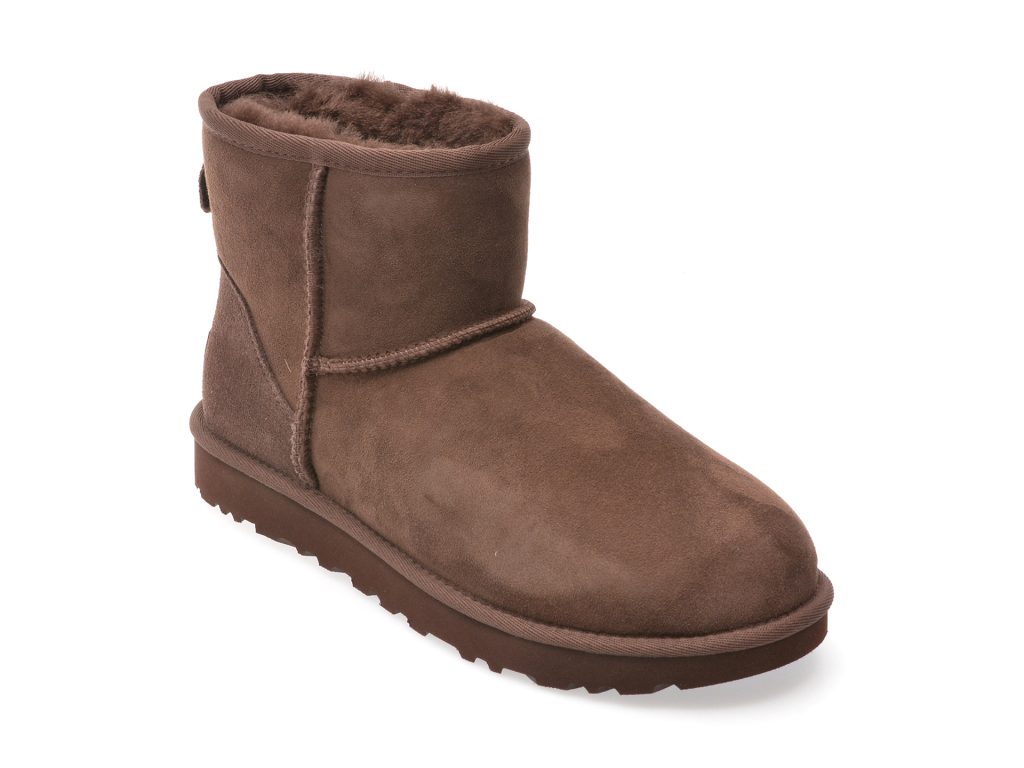 Ghete UGG maro