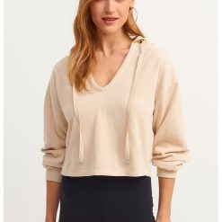 Pulover crop cu decolteu in V-FEMEI-IMBRACAMINTE/Pulovere si cardigane