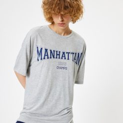 Tricou supradimensionata cu imprimeu text-FEMEI-IMBRACAMINTE/Tricouri si maiouri