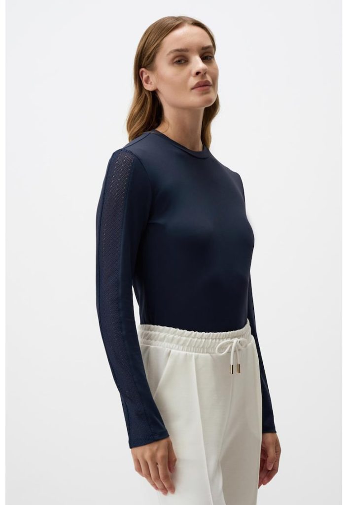 Bluza slim fit cu decolteu la baza gatului-FEMEI-