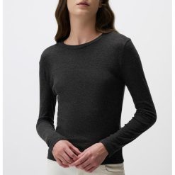 Bluza uni cu decolteu rotund-FEMEI-