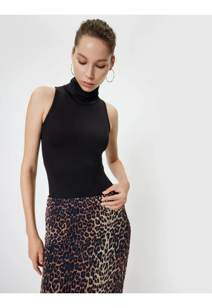 Body uni cu guler inalt-FEMEI-