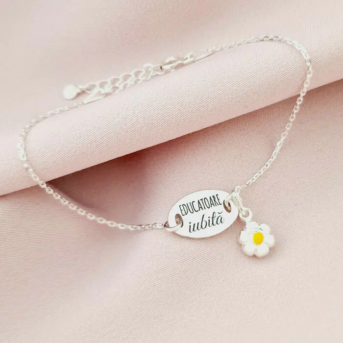 Bratara cu charm la alegere - Educatoare iubita - Pandantiv oval cu lantisor - Argint 925-Toate >> Argint 925 >> Bratari Argint