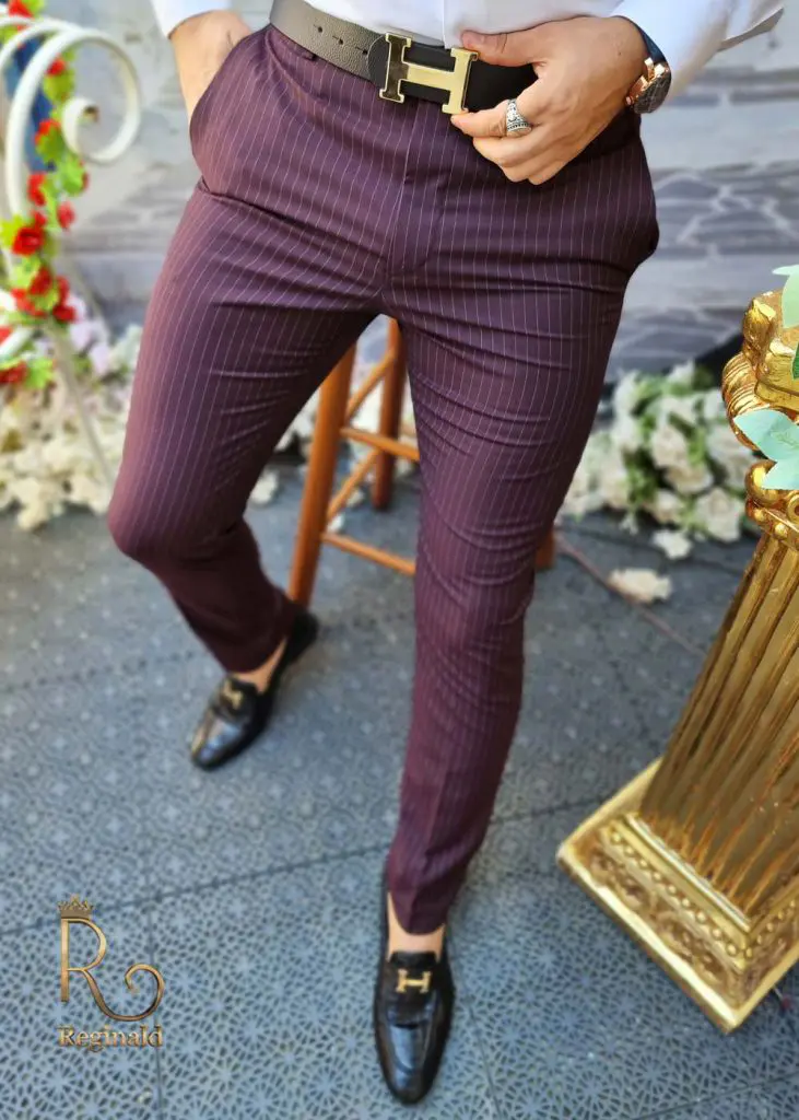 Pantaloni de barbati grena in dungi albe