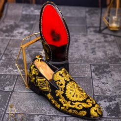 Pantofi Loafers de barbati din piele naturala negri brodati fir auriu P1352 3