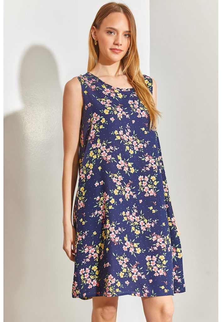 Rochie dreapta cu model floral-FEMEI-IMBRACAMINTE/Rochii