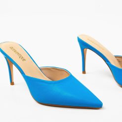 Saboti dama Naevius Albastri 5