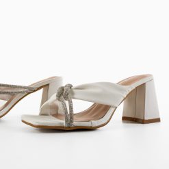 Saboti dama Sophea Albi 5