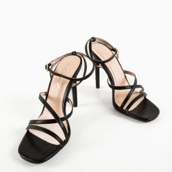 Sandale cu toc Chione Negre 4