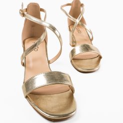 Sandale cu toc Kamaria Aurii 3