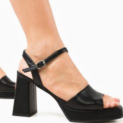 Sandale cu toc Lucineh Negre 2