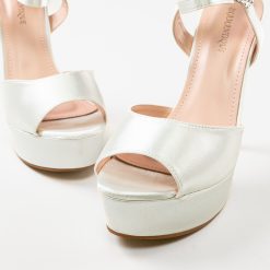 Sandale cu toc Oyibo Albe 4
