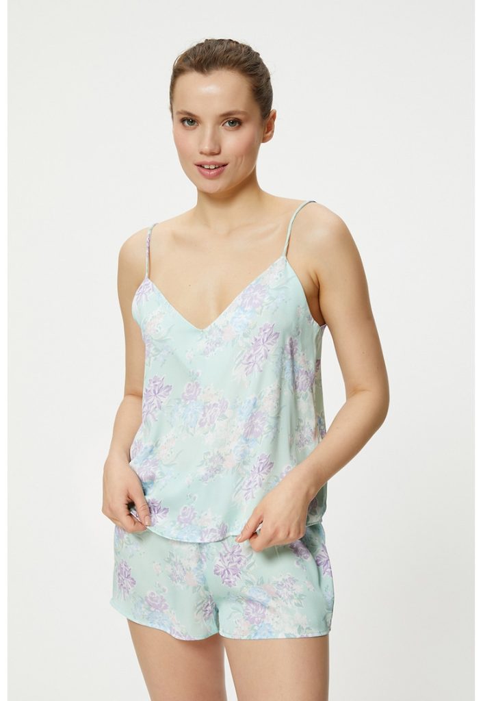 Top de pijama cu decolteu in V si model floral-FEMEI-