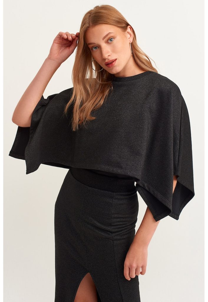 Bluza-capa cu model crop-FEMEI-
