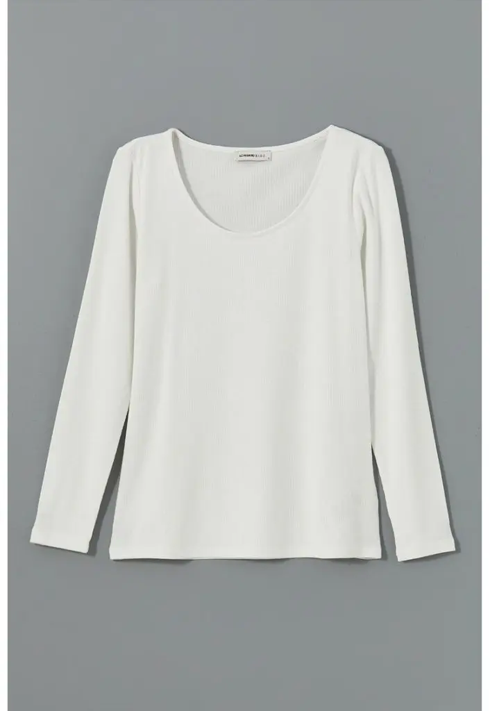 Bluza cu decolteu rotund si model uni-FEMEI-