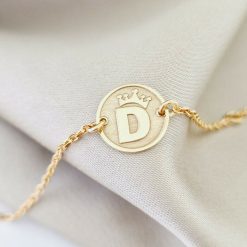 Bratara personalizata - Banut cu initiala si simbol coronita - 12 mm - Argint 925 placat cu Aur Galben 18K - Cu lantisor fata/baiat-Toate >> Argint 925 >> Bratari Argint Bebelusi >> Noutati