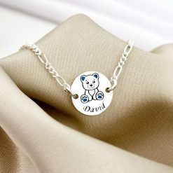 Bratara personalizata - Ursulet cu email albastru - 12 mm - Argint 925 - Cu lantisor fata/baiat-Toate >> Argint 925 >> Bratari Argint Bebelusi >> Noutati