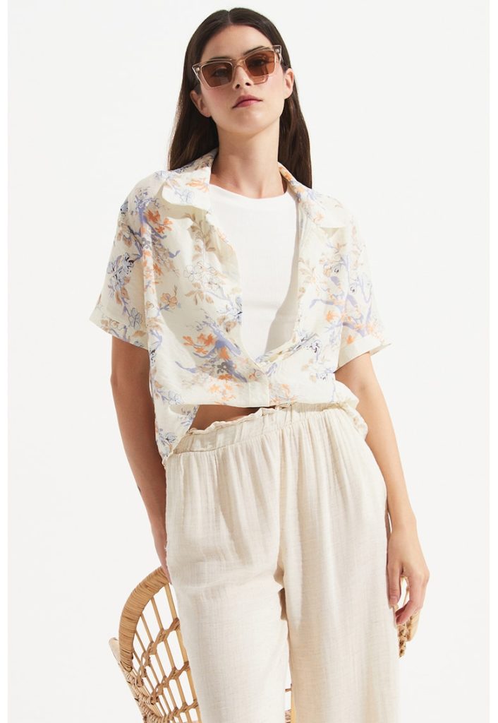 Camasa cu model floral-FEMEI-IMBRACAMINTE/Camasi