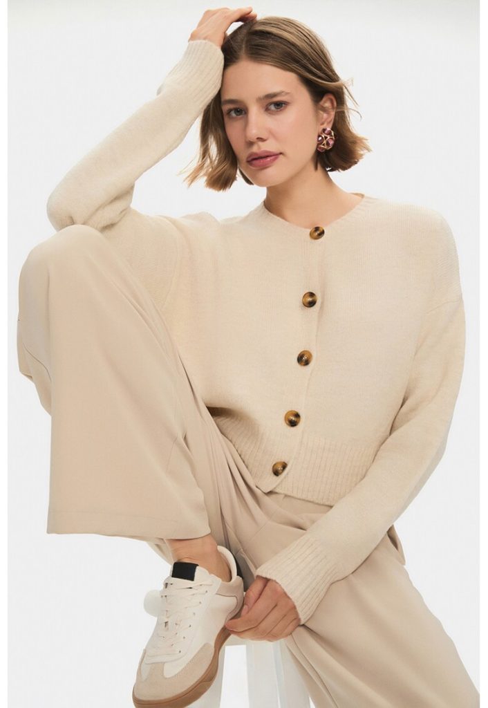 Cardigan crop cu nasturi-FEMEI-IMBRACAMINTE/Pulovere si cardigane
