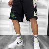 Pantaloni de trening scurti negri  cu imprimeu Y243  O3-2.2-Pantaloni > Pantaloni scurti