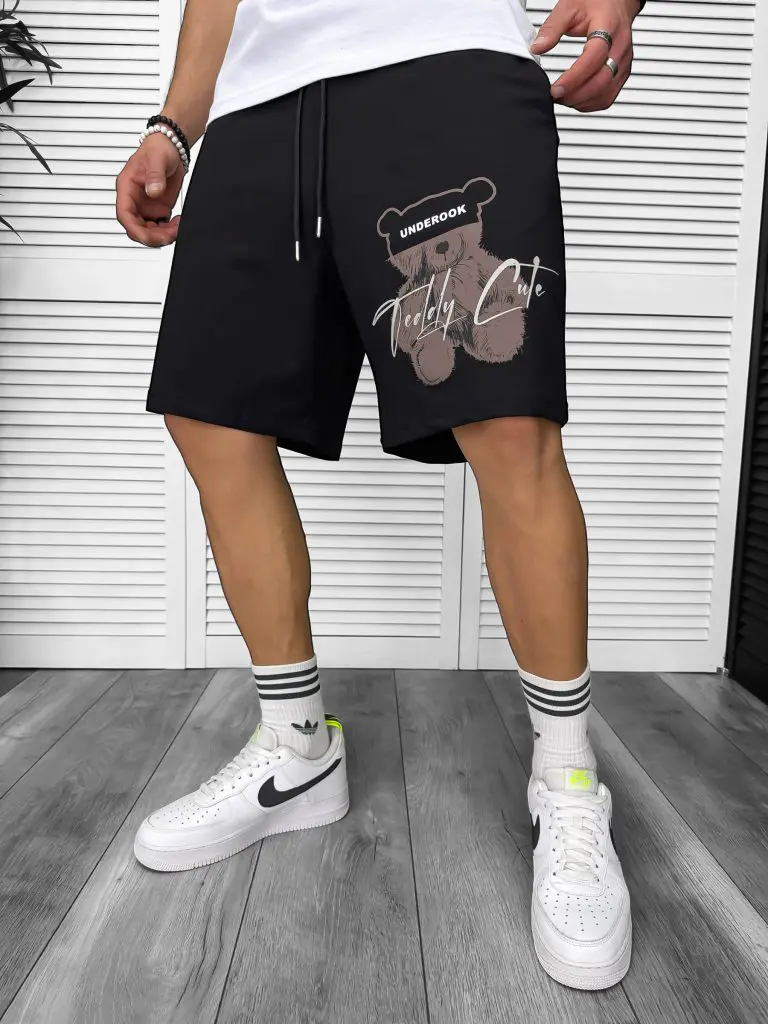 Pantaloni de trening scurti negri  cu imprimeu Y245  O3-1.3-Pantaloni > Pantaloni scurti