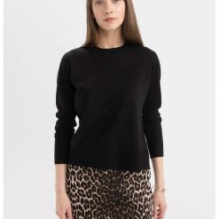 Pulover uni cu decolteu la baza gatului-FEMEI-