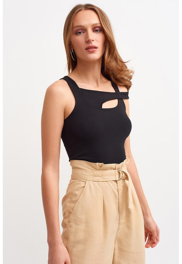 Top crop cu decupaje-FEMEI-
