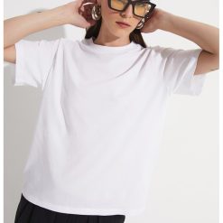 Tricou boxy fit cu decolteu la baza gatului-FEMEI-