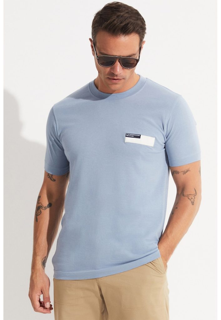 Tricou cu decolteu la baza gatului-BARBATI-IMBRACAMINTE/Tricouri si maiouri