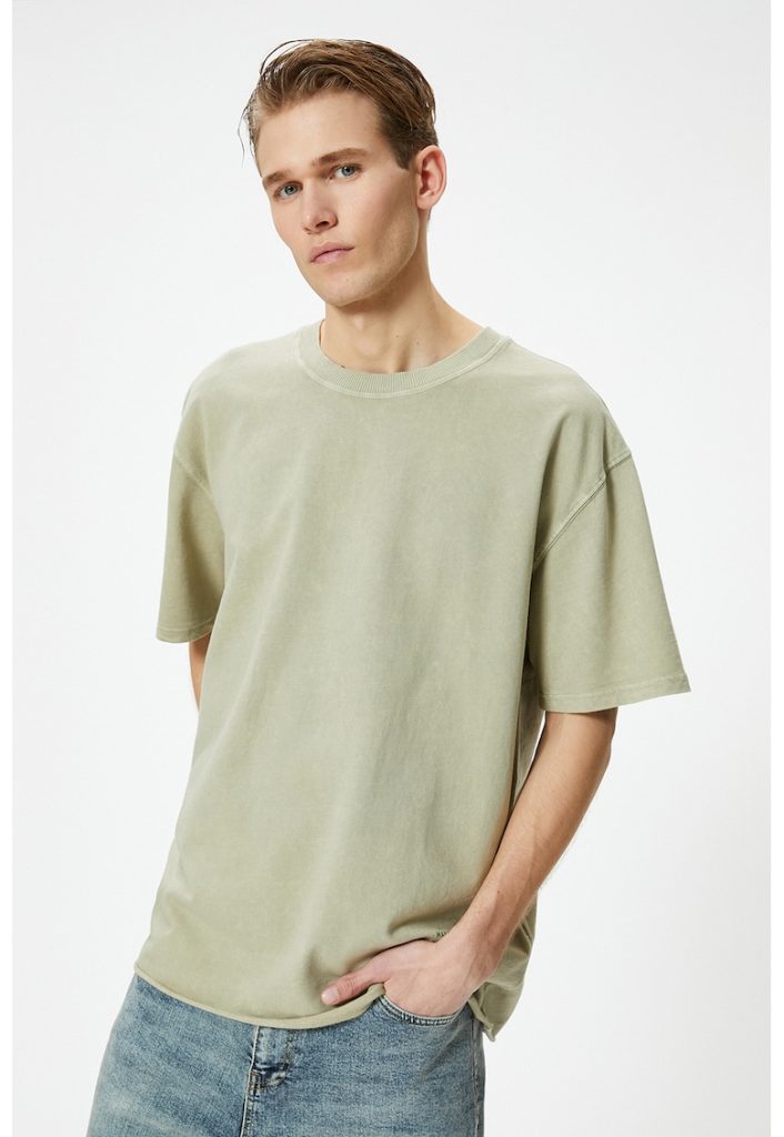Tricou cu decolteu la baza gatului - din bumbac-BARBATI-