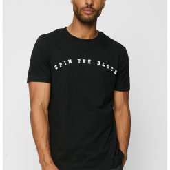Tricou cu imprimeu text-BARBATI-
