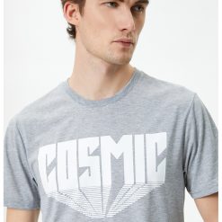 Tricou cu imprimeu text-BARBATI-