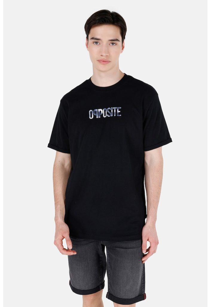 Tricou lejer cu imprimeu text-BARBATI-