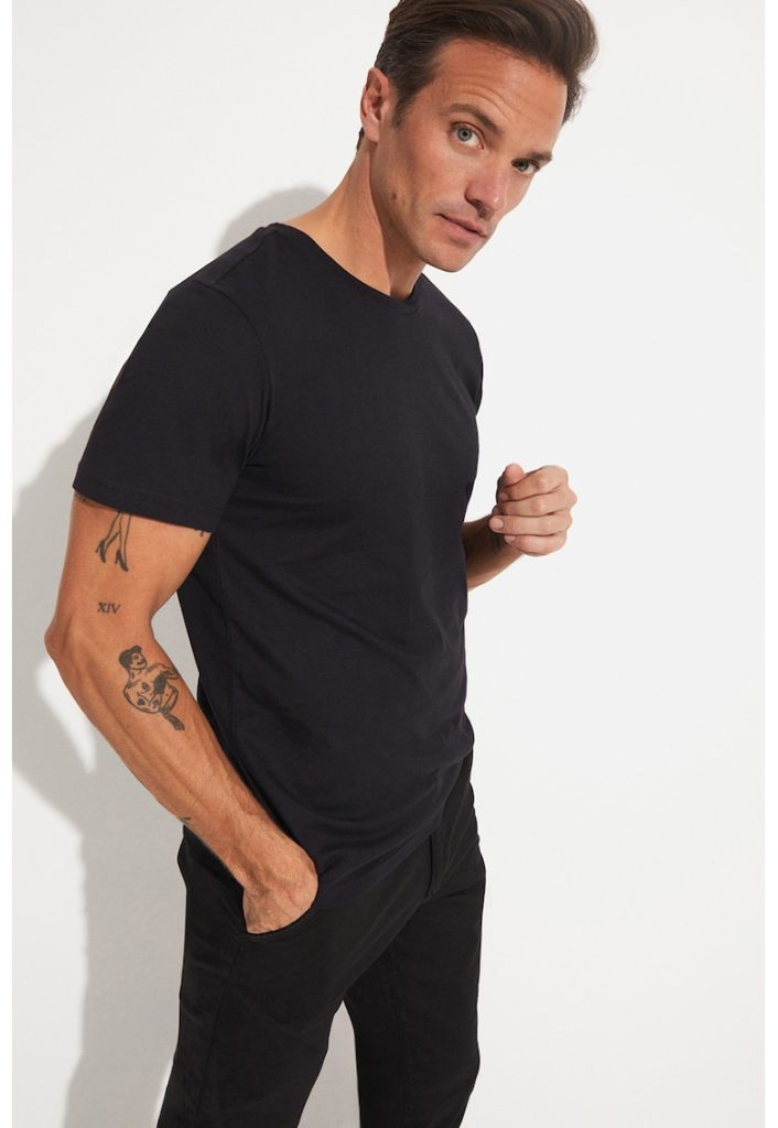 Tricou uni cu decolteu la baza gatului-BARBATI-IMBRACAMINTE/Tricouri si maiouri