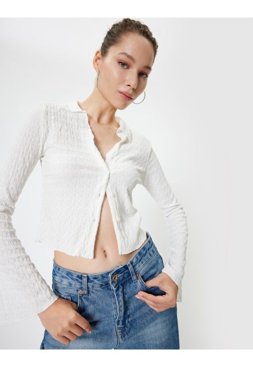 Bluza crop cu decolteu in V-FEMEI/IMBRACAMINTE/Bluze-IMBRACAMINTE/Bluze