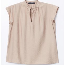 Bluza cu decolteu in V-FEMEI/IMBRACAMINTE/Bluze-IMBRACAMINTE/Bluze