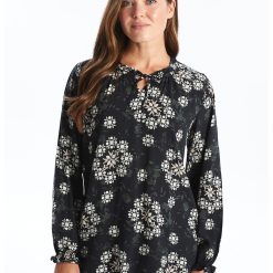 Bluza cu maneci lungi si model floral-FEMEI/IMBRACAMINTE/Bluze-IMBRACAMINTE/Bluze