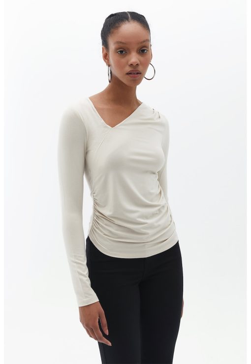 Bluza din amestec de modal cu decolteu asimetric in V-FEMEI/IMBRACAMINTE/Bluze-IMBRACAMINTE/Bluze