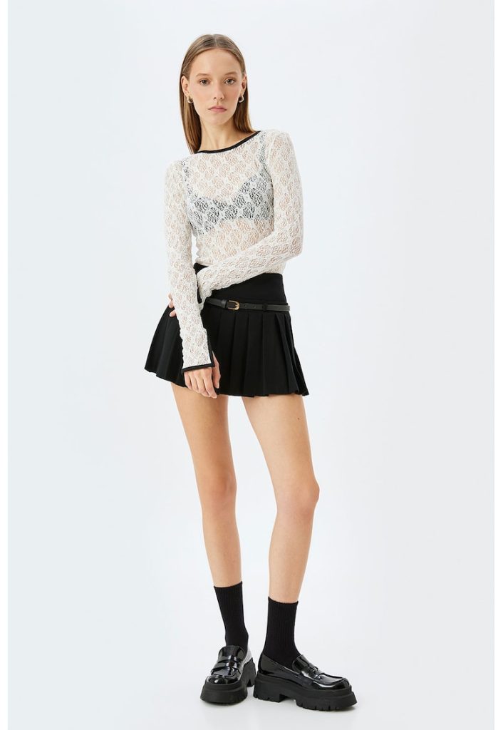 Bluza din dantela cu detalii contrastante-FEMEI/IMBRACAMINTE/Bluze-IMBRACAMINTE/Bluze
