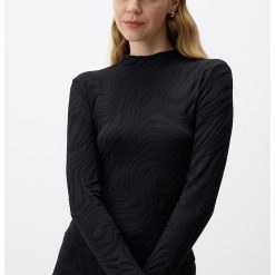 Bluza slim fit texturata-FEMEI/IMBRACAMINTE/Bluze-IMBRACAMINTE/Bluze