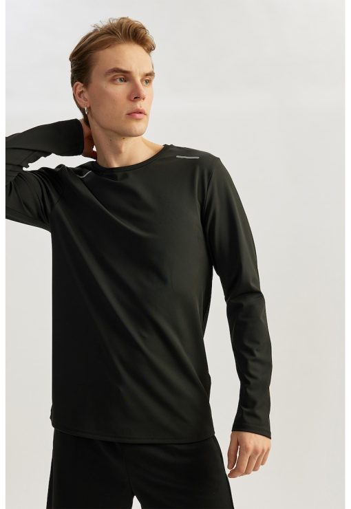 Bluza uni cu decolteu la baza gatului-BARBATI/IMBRACAMINTE/Bluze-IMBRACAMINTE/Bluze